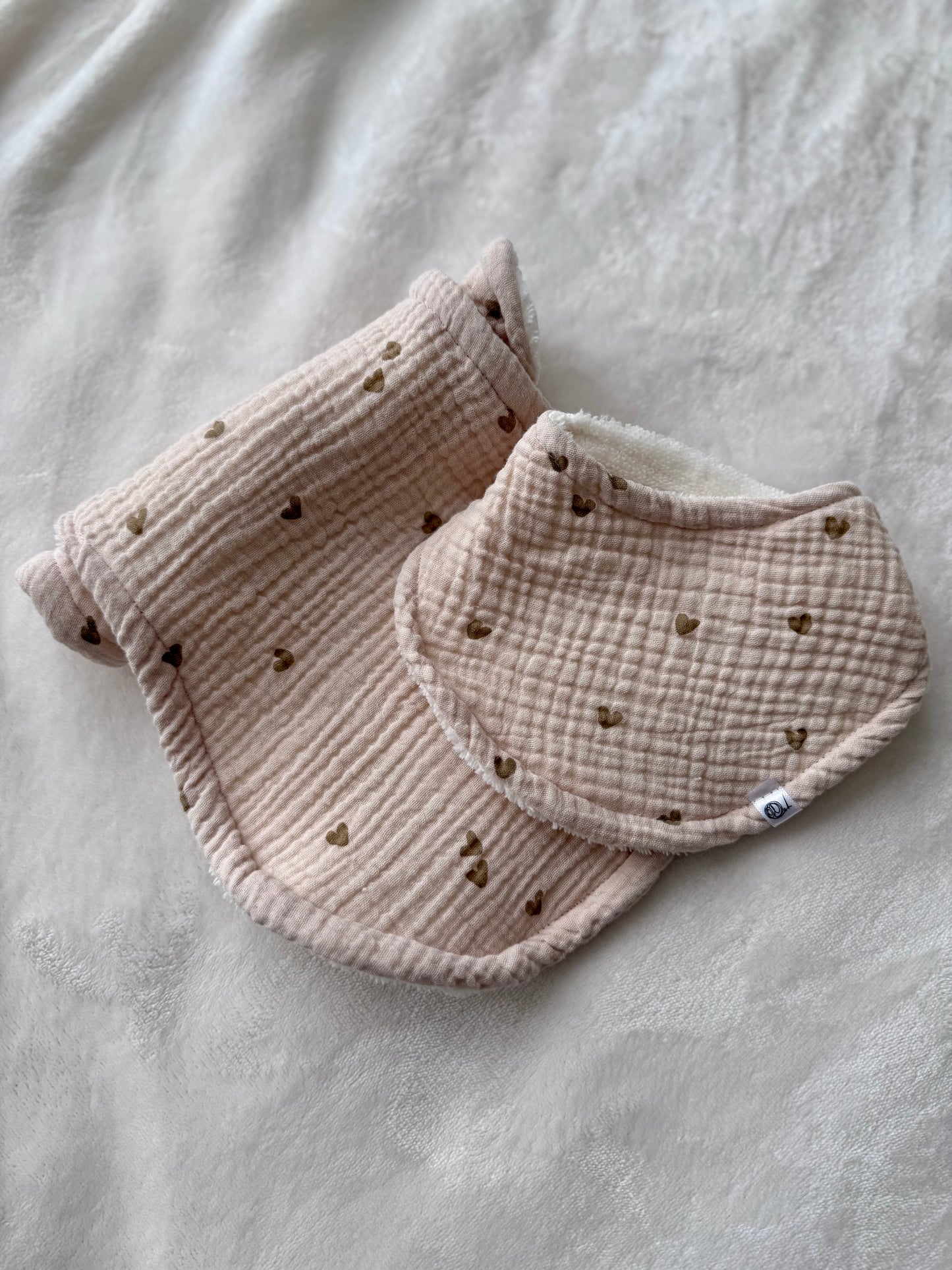 Hearts Burp Cloth