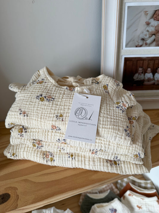 The Breezy Play Dress - Beige Flowers